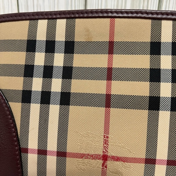 Burberry Nova Check Crossbody Clutch Bag Plaid Burgundy Leather Trim - Picture 6 of 12